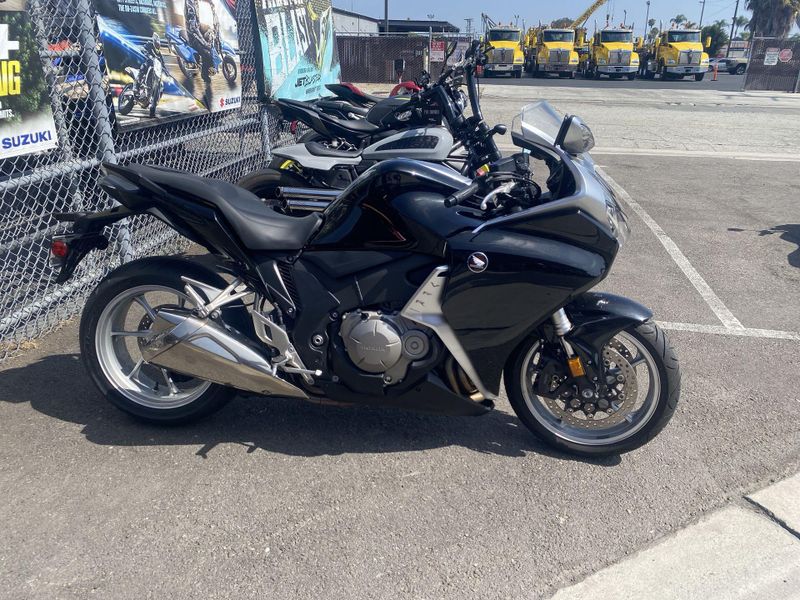 Used 2013 Honda VFR1200F Image 9