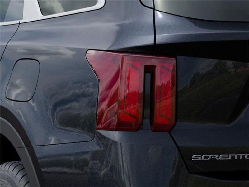 2025 Kia Sorento SImage 11