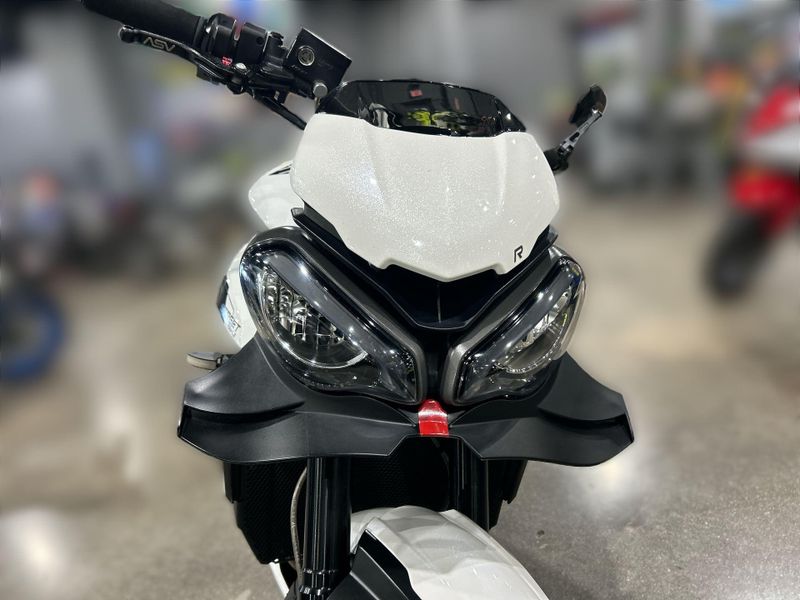 Used 2024 Triumph Street Triple 765 R Image 19