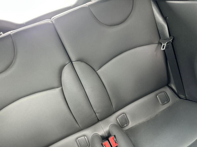 Used 2014 MINI Convertible Image 21