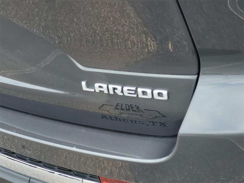 2025 Jeep Grand Cherokee LaredoImage 8