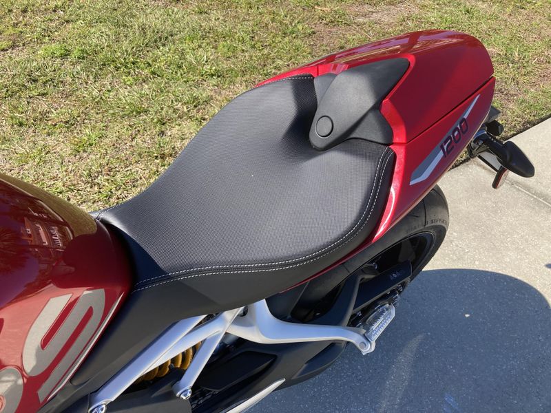 2024 Triumph Speed Triple 1200 RS 