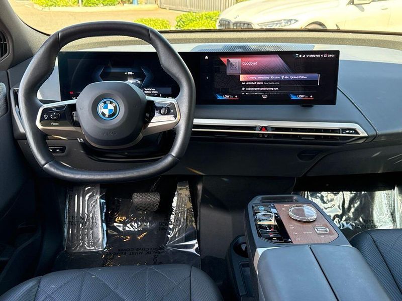Used 2023 BMW iX M60Image 32