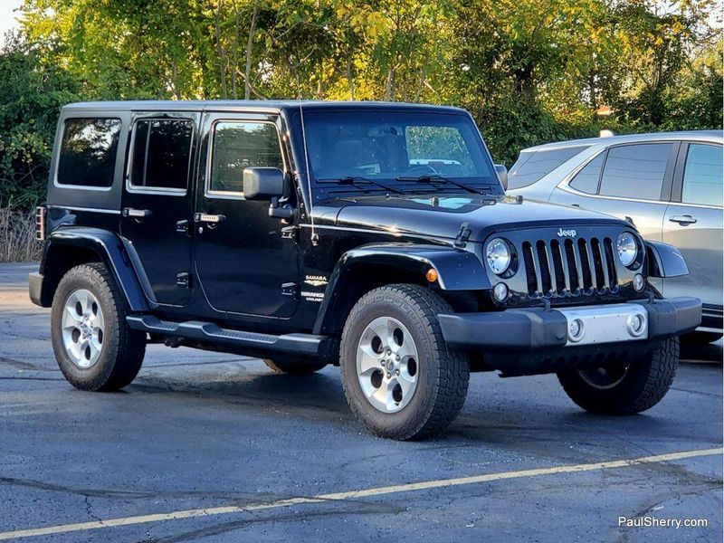 2015 Jeep Wrangler Sahara photo 9