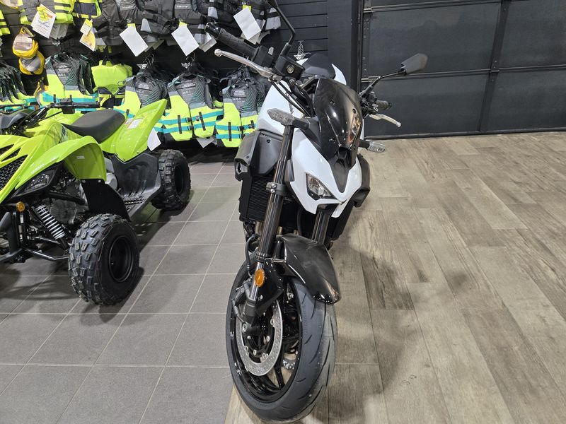 NEW 2026 KAWASAKI Z900 ABS Image 7