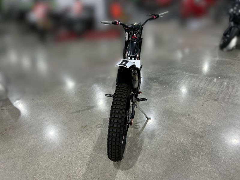 Used 2018 Honda COTA 300RR Image 14