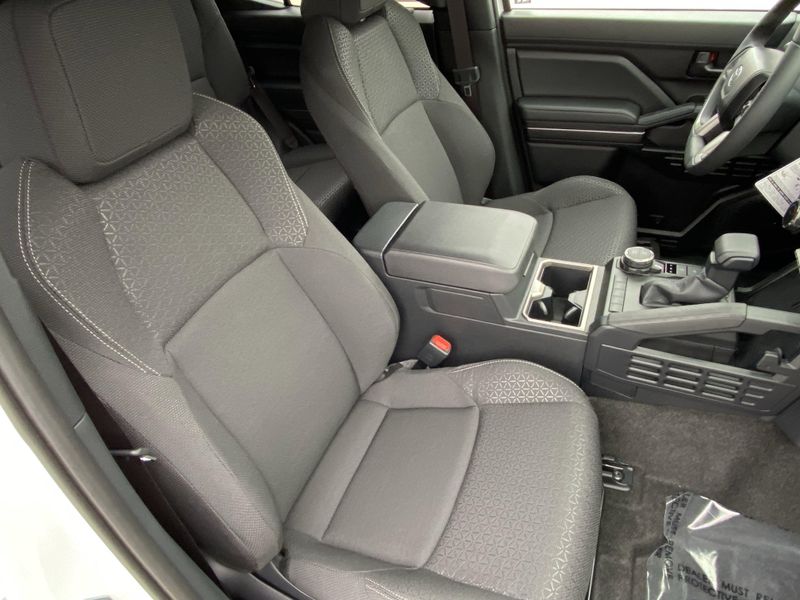 New 2025 Toyota 4Runner SR5Image 11