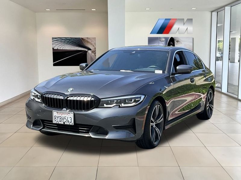 2021 BMW 3 Series 330iImage 4