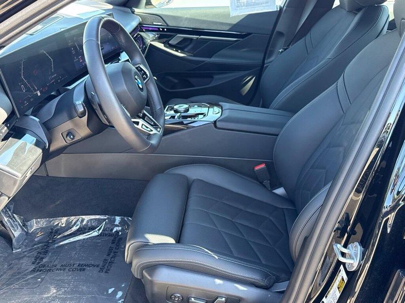 Used 2026 BMW 5 Series 530iImage 18