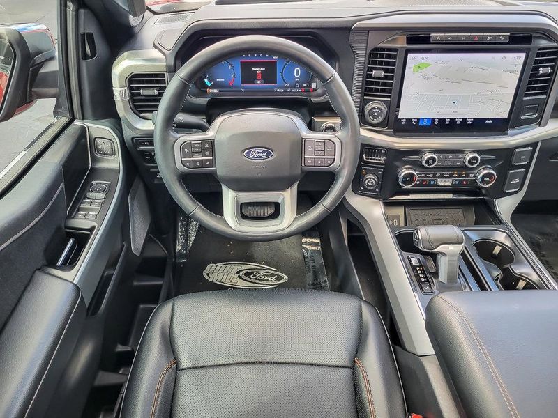 2024 Ford F-150 Lariat photo 14