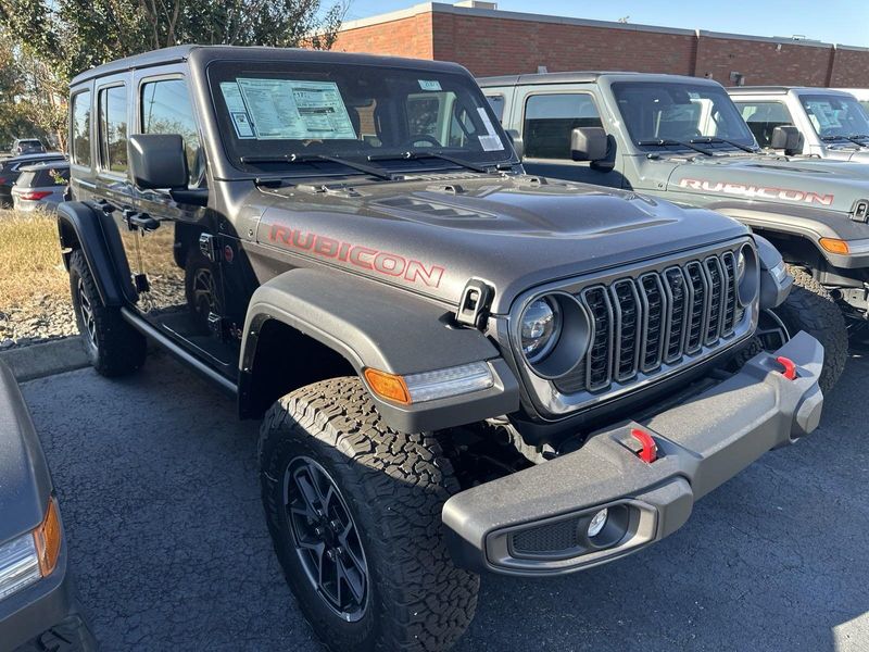 2024 Jeep Wrangler 4-door RubiconImage 3