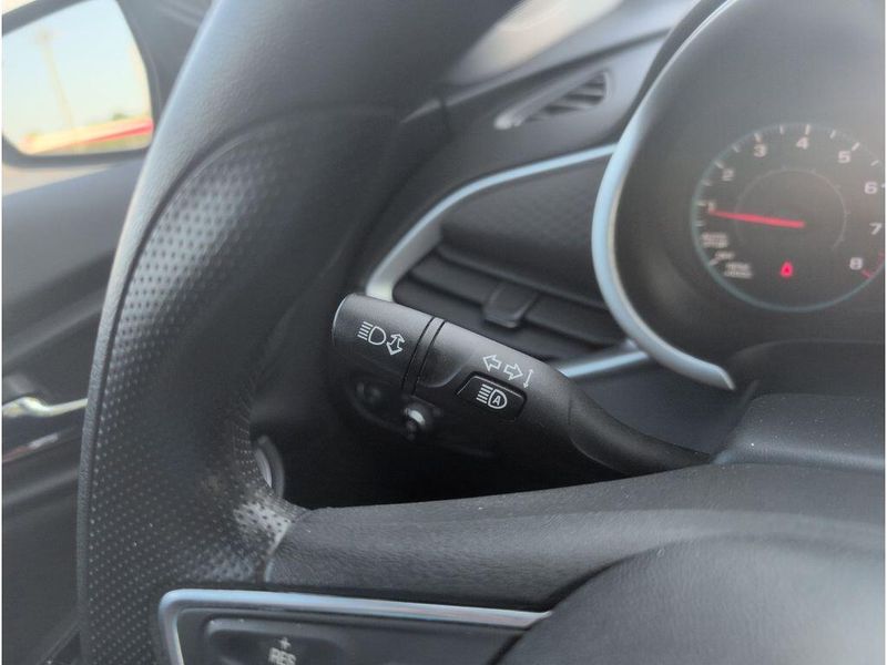 Used 2023 Chevrolet Malibu LTImage 25