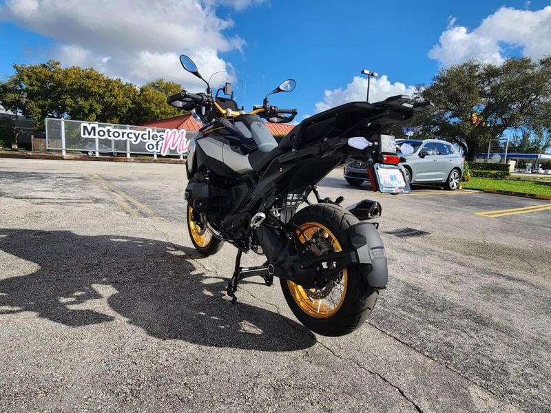 2026 BMW R 1300 GSImage 7