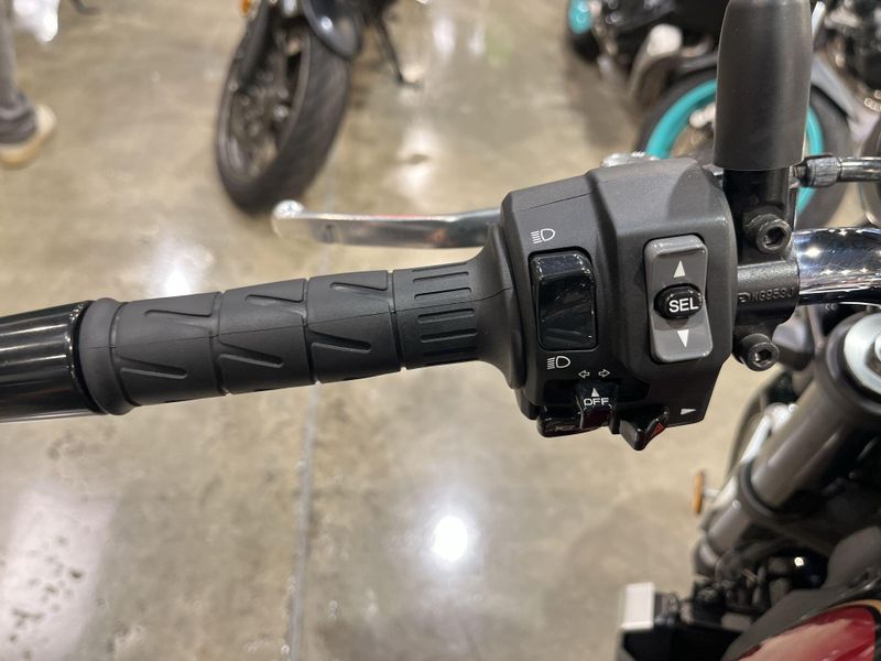 Used 2023 Kawasaki Z900RS ABS Image 16
