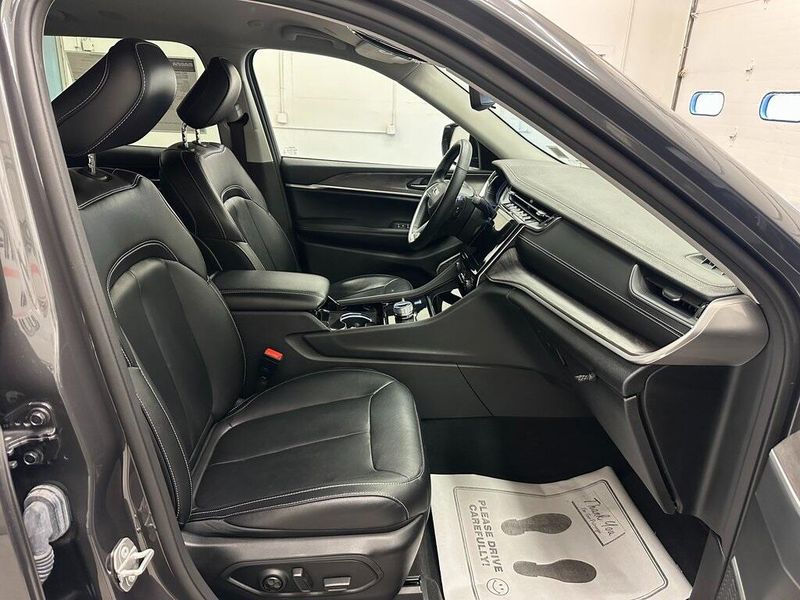 2022 Jeep Grand Cherokee L LimitedImage 31
