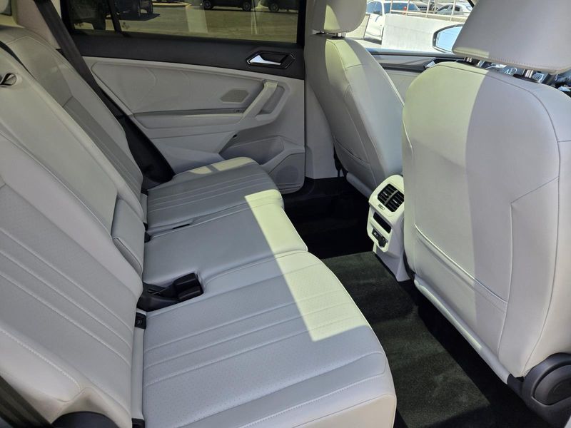 Used 2023 Volkswagen Tiguan 2.0T SE 4MOTION
