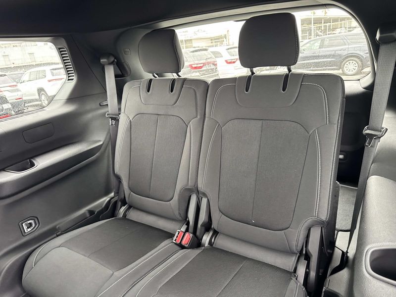 New 2026 Jeep Grand Cherokee L Laredo 4x2