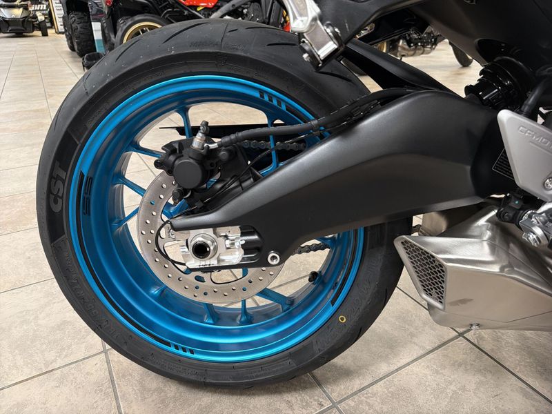 New 2026 CFMOTO 675SS Image 21
