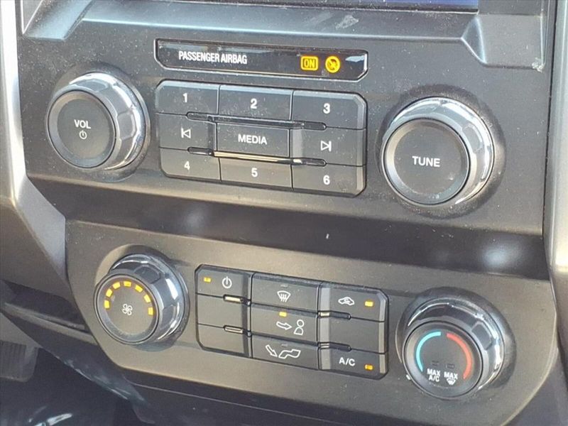 2020 Ford F-150 XLT photo 7