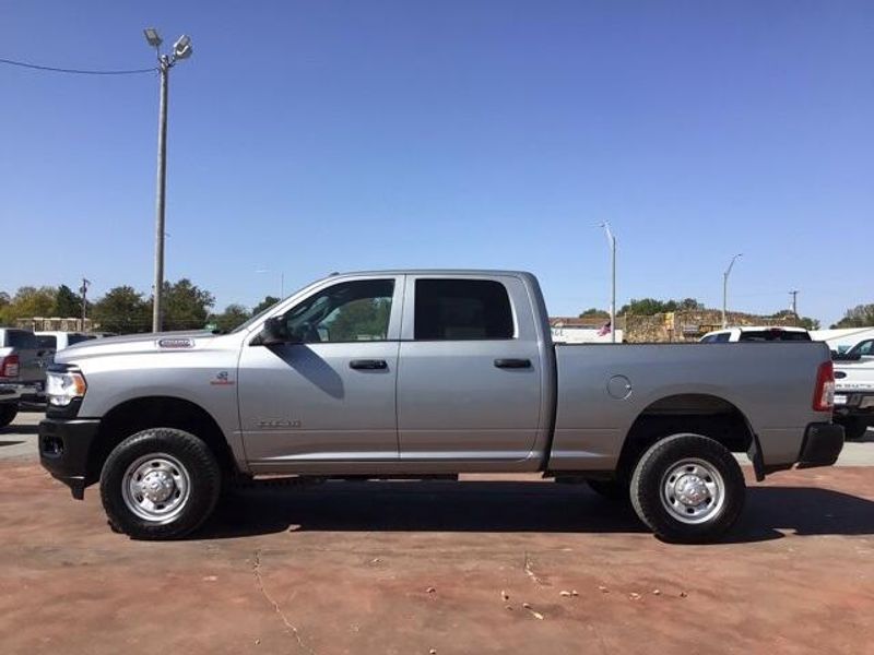 2022 RAM 2500 TradesmanImage 2