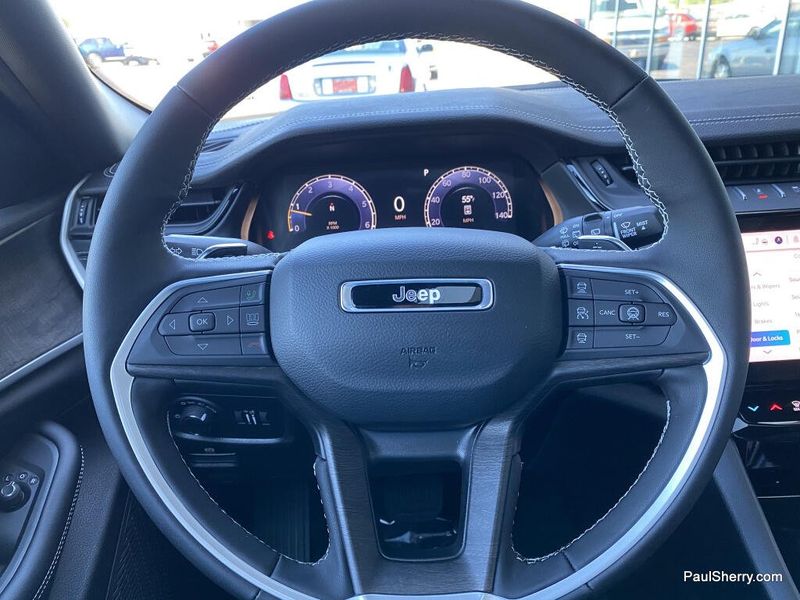 New 2026 Jeep Grand Cherokee L Laredo Altitude 4x4