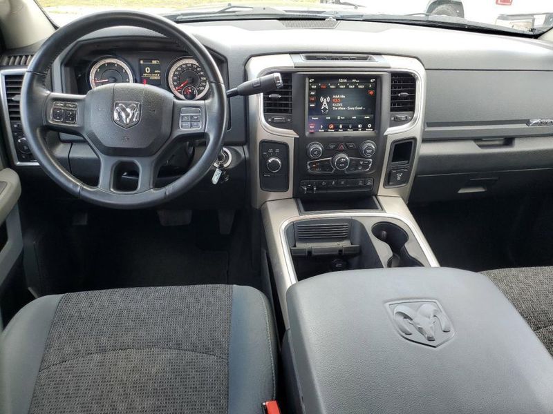 2018 RAM 2500 Big Horn in a Brilliant Black Crystal Pearl Coat exterior color and Diesel Gray/Blackinterior. Johnson Dodge 601-693-6343 pixelmotiondemo.com 