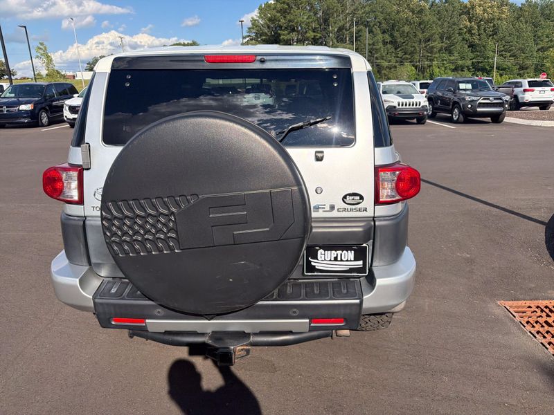 Used 2007 Toyota FJ Cruiser Image 17