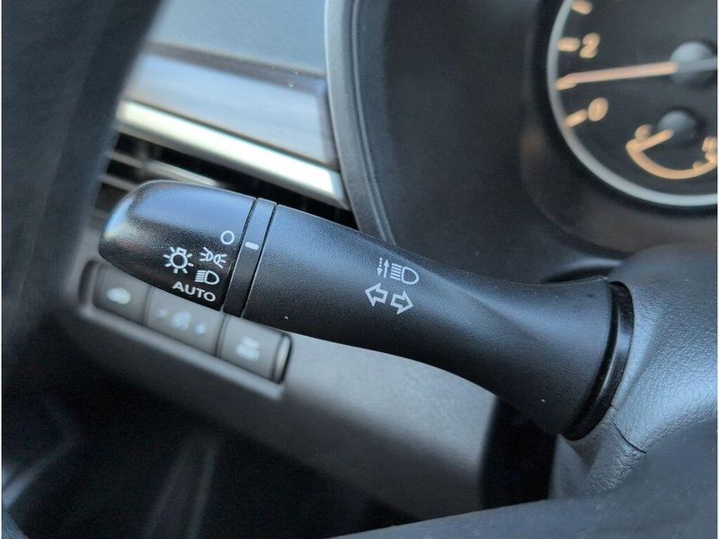 Used 2024 Nissan Altima 2.5 SVImage 25