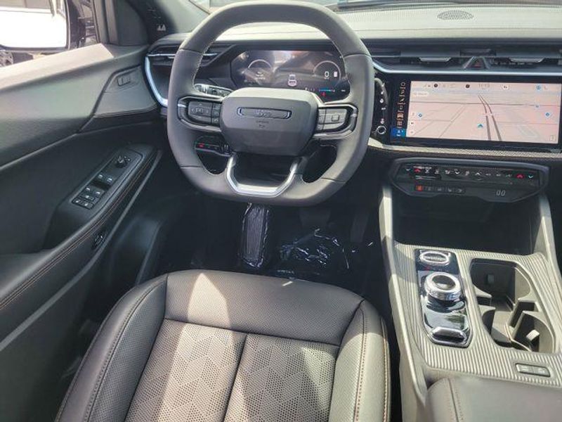 New 2026 Jeep Cherokee Overland 4x4