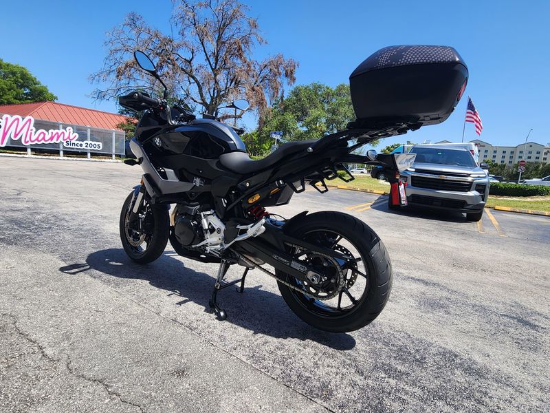 2022 BMW F 900 XR Image 7