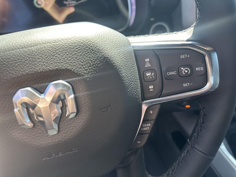 2025 RAM 1500 Laramie Crew Cab 4x4 5