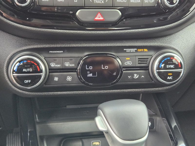 2023 Kia Soul GT-Line photo 10