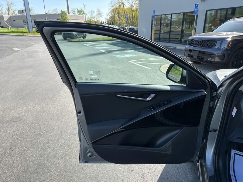 2023 Kia Niro EXImage 22