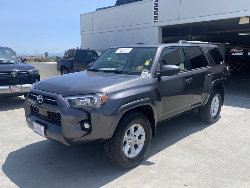 2023 Toyota 4Runner SR5Image 8