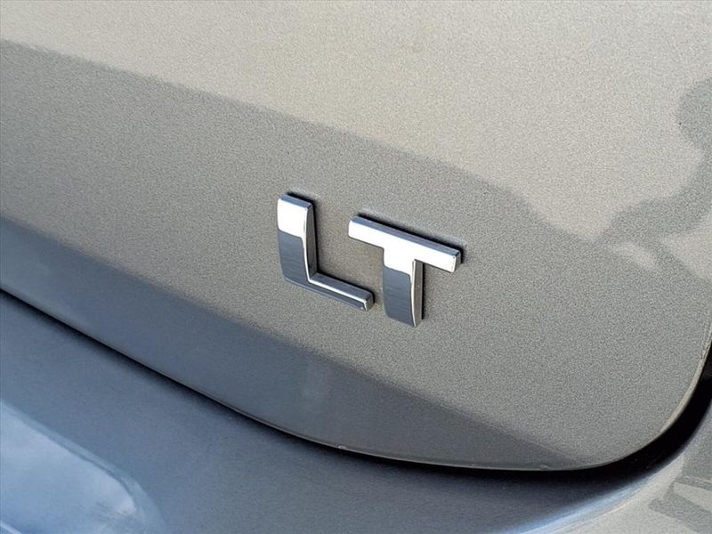 2023 Chevrolet Equinox LT photo 12