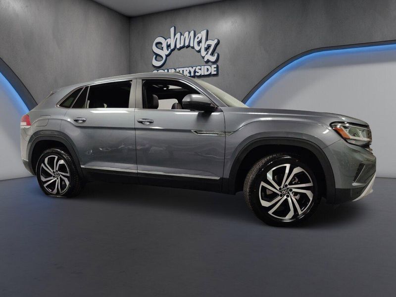 Used 2023 Volkswagen Atlas Cross Sport V6 SEL AWD w/Sunroof/NavImage 3