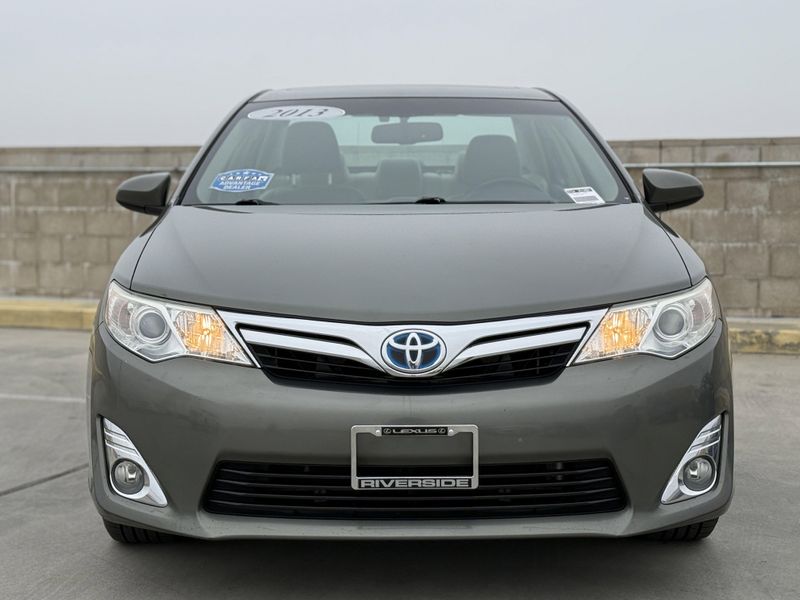 2013 Toyota Camry Hybrid XLEImage 6