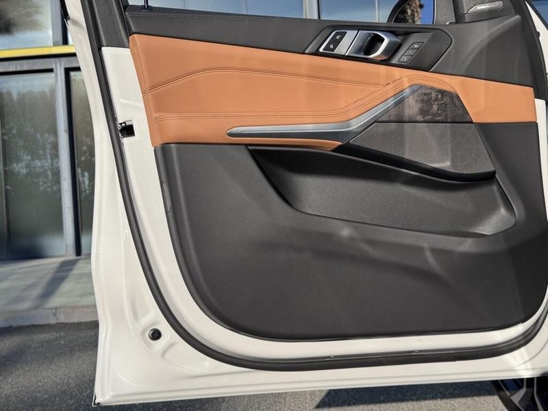 2025 BMW X5 sDrive40iImage 19