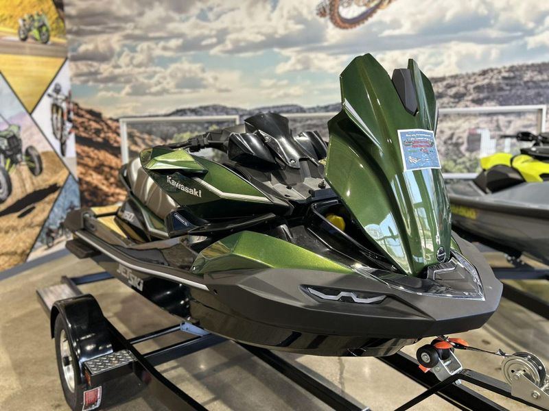New 2025 Kawasaki JET SKI ULTRA 160LX Image 16