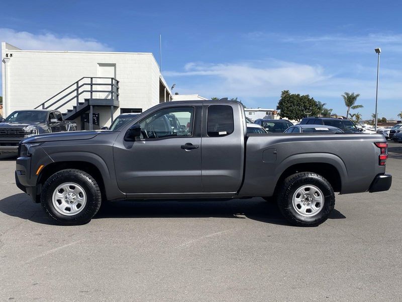 2022 Nissan Frontier SImage 7