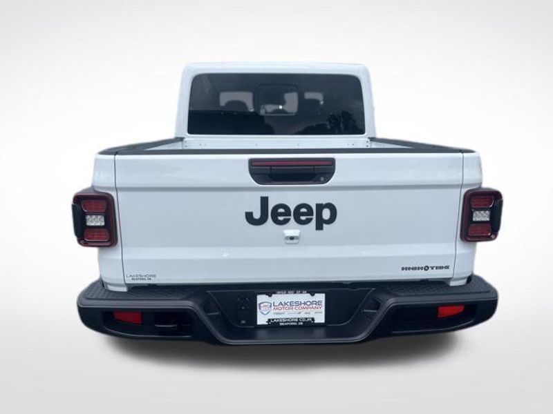 New 2025 Jeep Gladiator High Tide 4x4