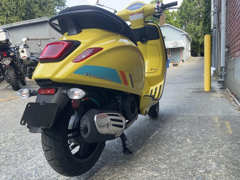 New 2024 Vespa PRIMAVERA 150 SPORT 