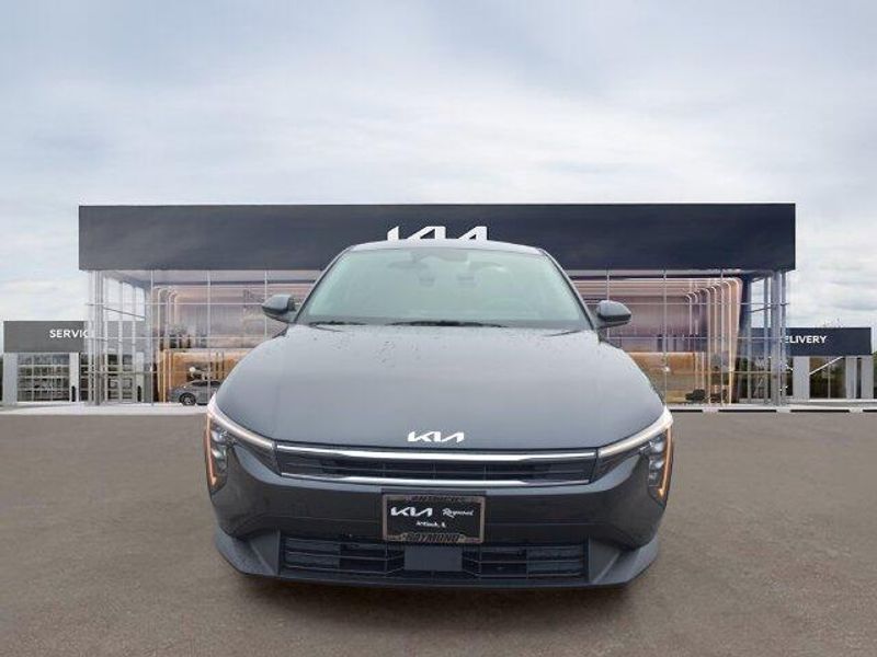New 2026 Kia K4 LXSImage 9