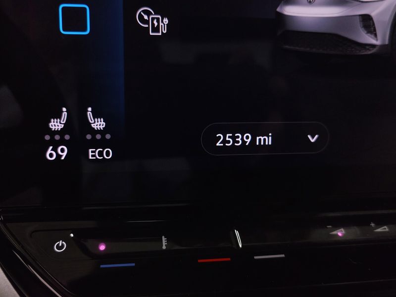 Used 2024 Volkswagen ID.4 StandardImage 25