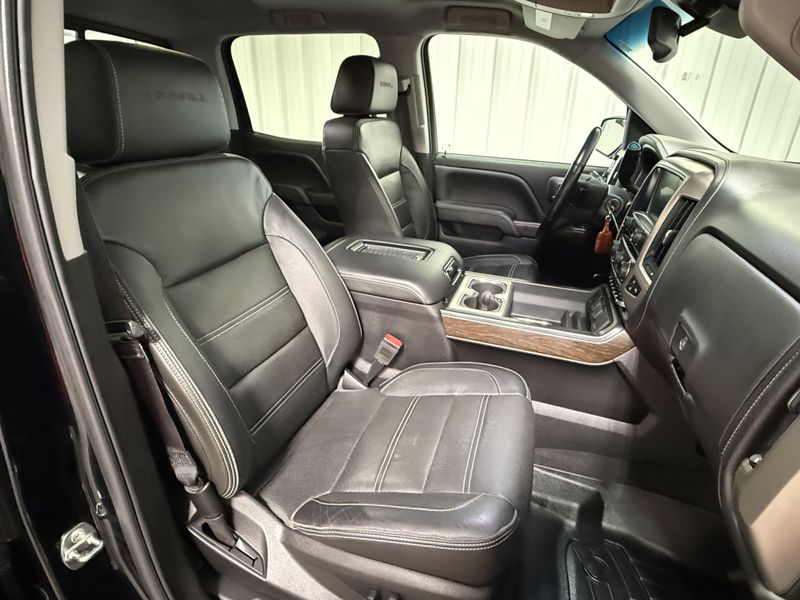 Used 2018 GMC Sierra 1500 DenaliImage 8