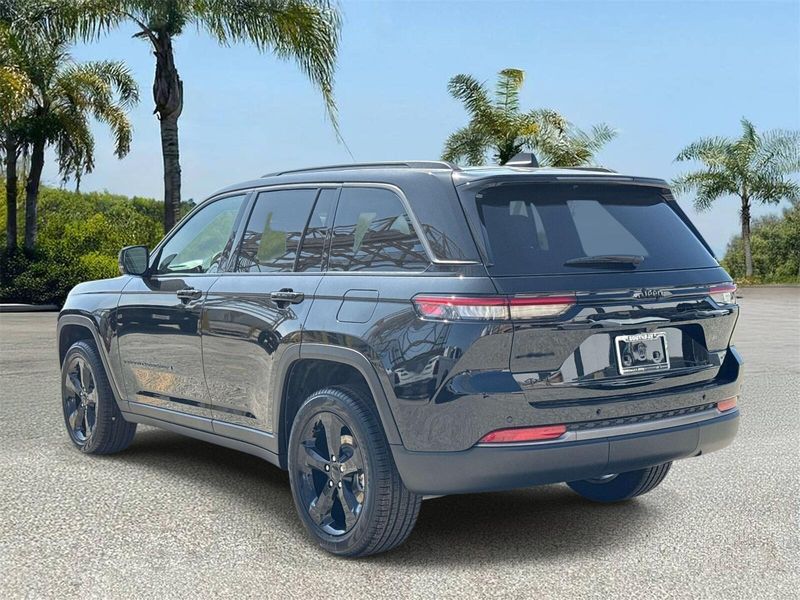 New 2026 Jeep Grand Cherokee Limited 4x4