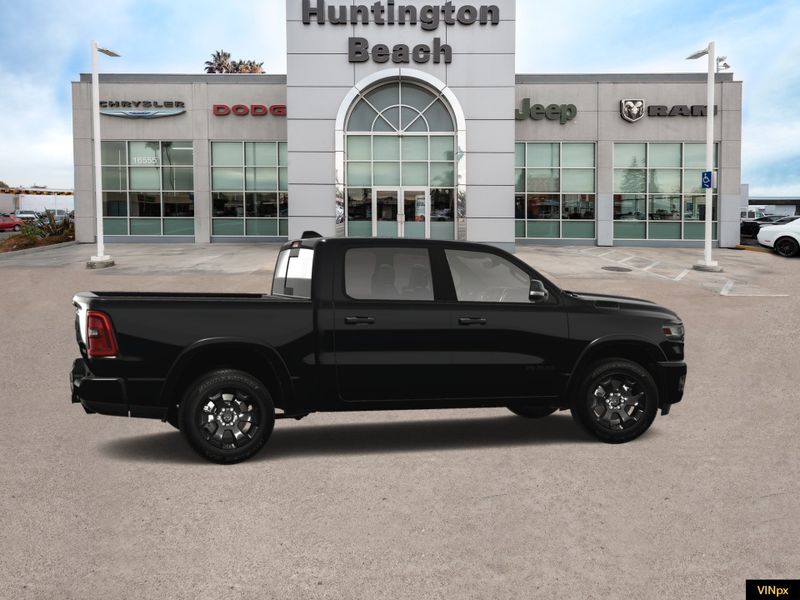 2025 RAM 1500 Big Horn Crew Cab 4x4Image 15