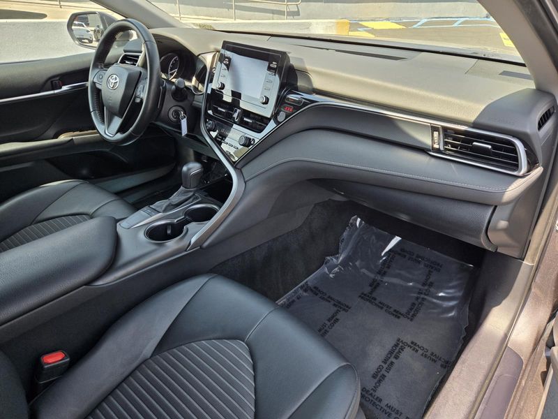 Used 2023 Toyota Camry SE Auto (Natl)