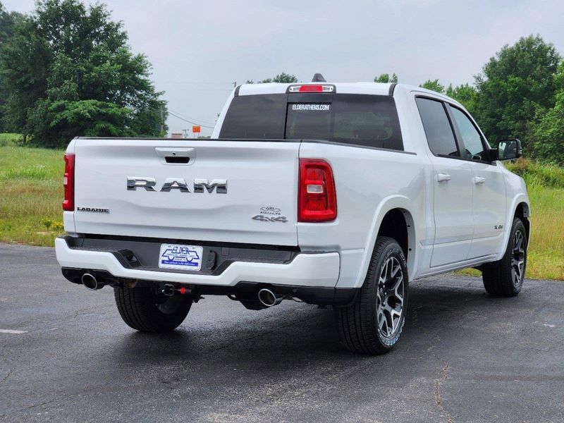 2025 RAM 1500 Laramie Crew Cab 4x4 5