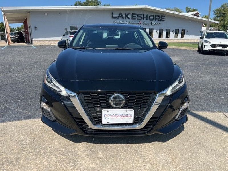 2022 Nissan Altima 2.5 SVImage 2